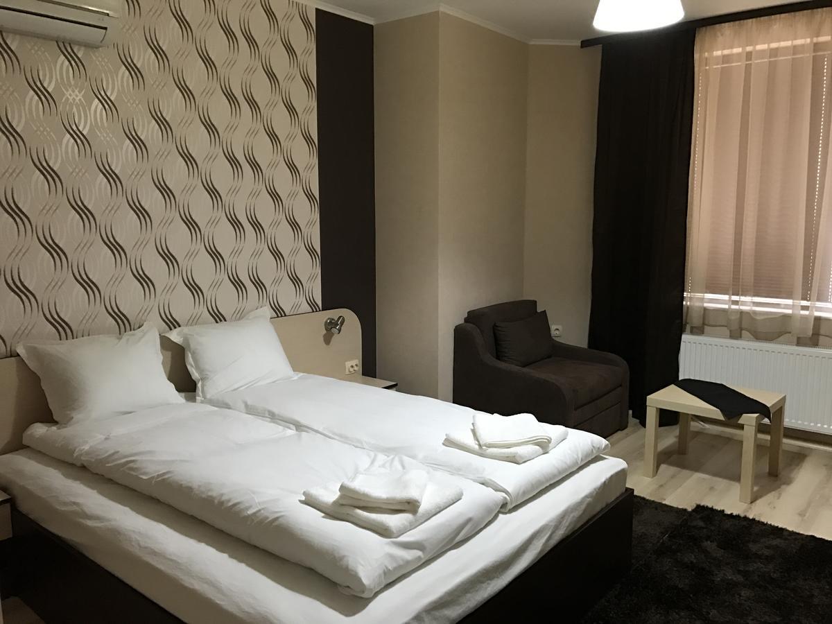 Hotel Body M Vratsa Экстерьер фото